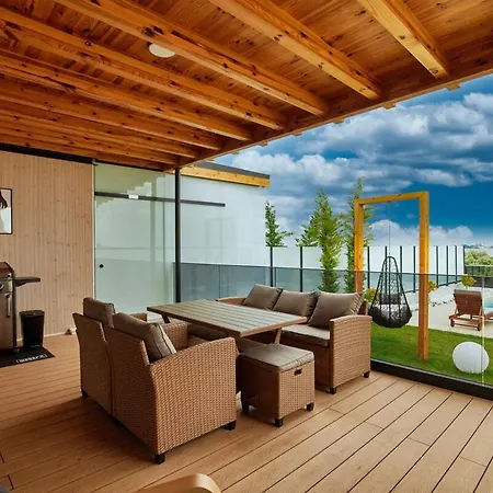 Peninsula Luxury & Spa 2 Ferienhaus *