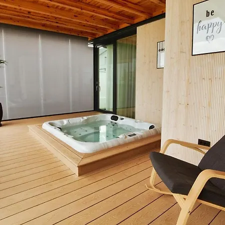 Ferienhaus Peninsula Luxury & Spa 2 Lumina