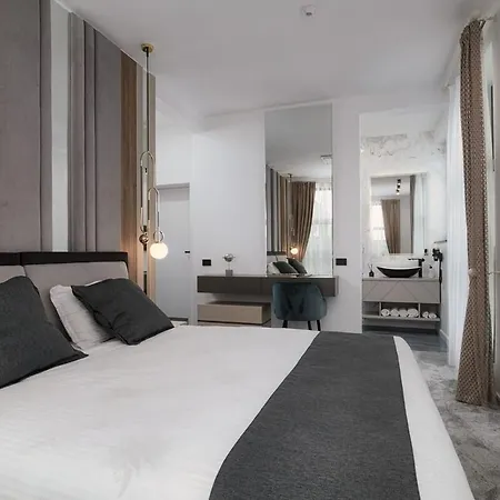 Peninsula Luxury & Spa 2 * Lumina